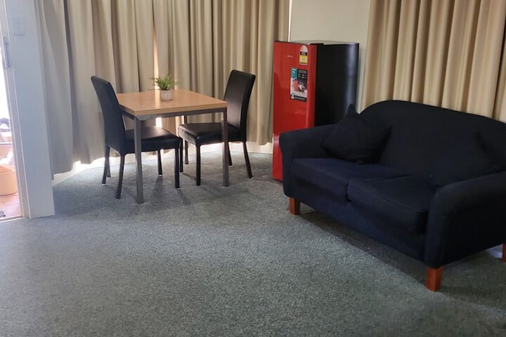Room 41 of 68