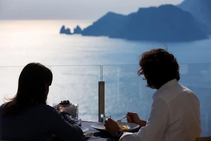 Dining 57 of 62