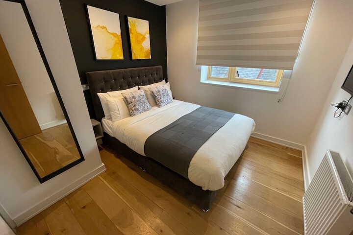 Room 67 of 296