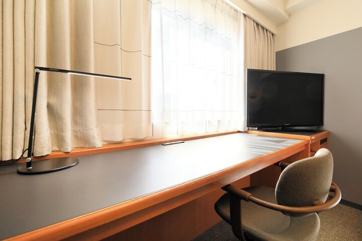 Room 18 of 53