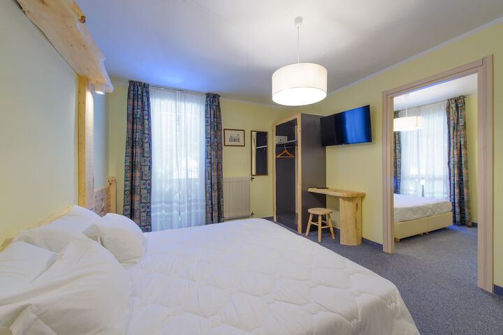 Room 15 of 39