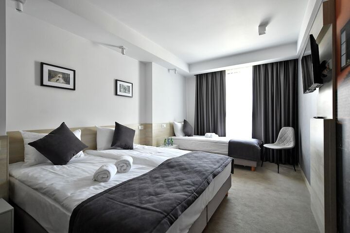 Room 5 of 55