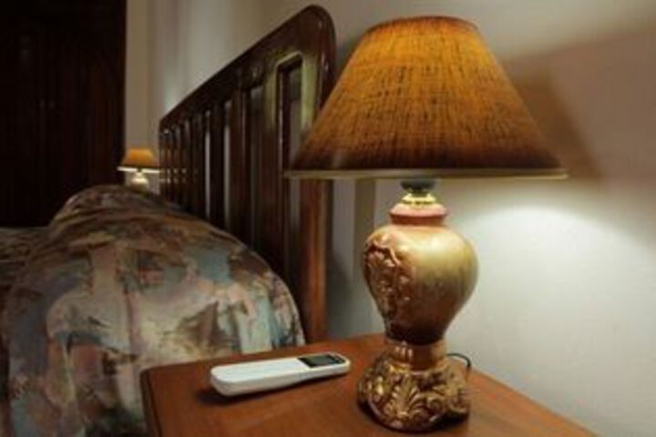 Room 2 of 8