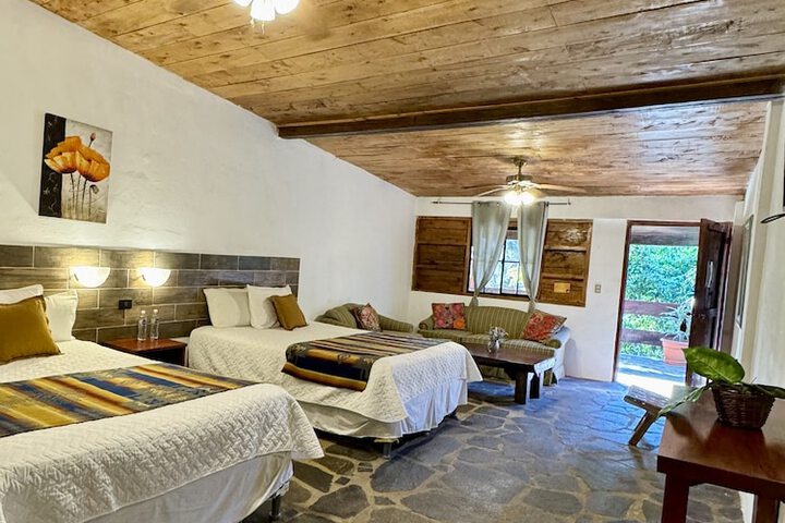 Room 3 of 36
