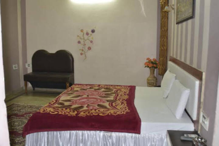 HOTEL RAMA UTSAV
