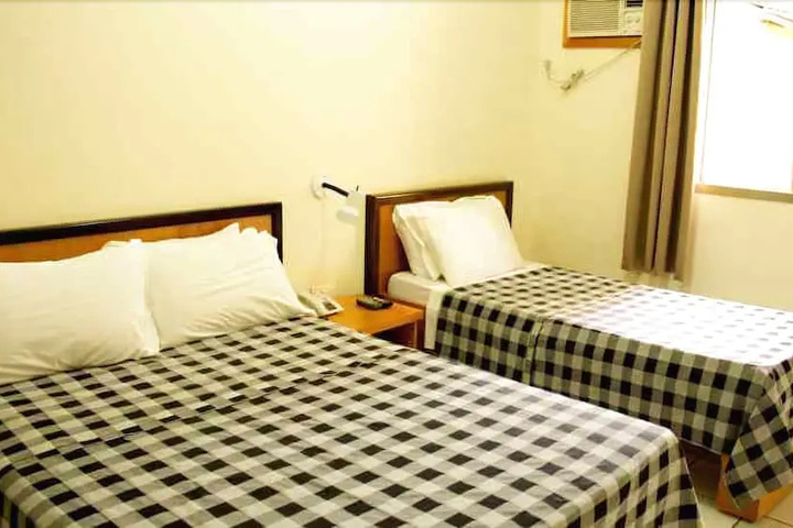 Room 3 of 14