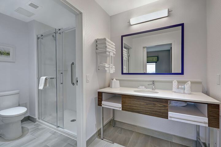 Bathroom shower