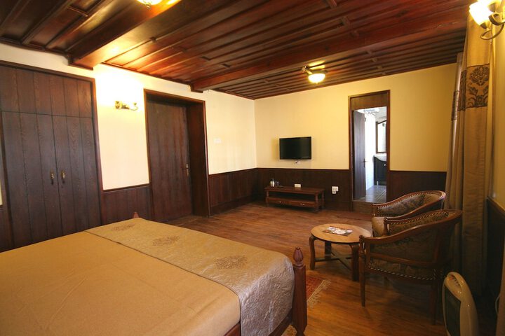 Room 3 of 15