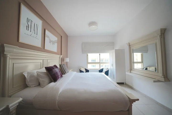 Room 2 of 11