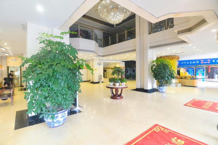Hotel Interior 3 of 36