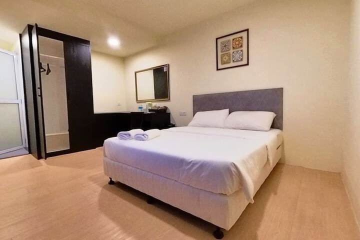Room 20 of 47