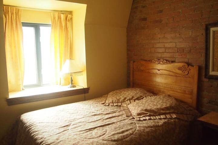 Room 15 of 39