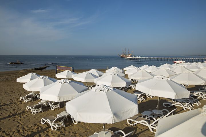 Beach 279 of 303