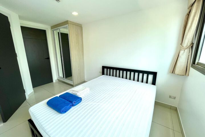 Room 10 of 56