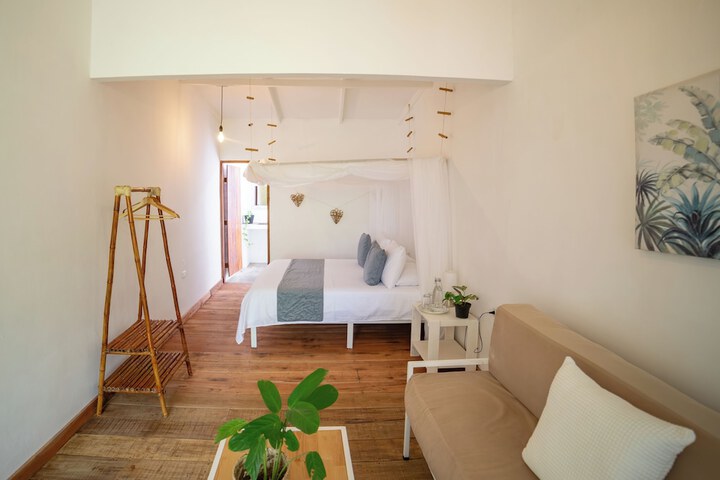 Room 18 of 68