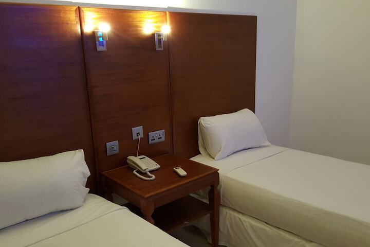 Room 7 of 47
