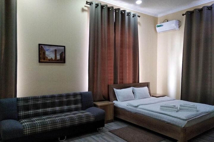 Room 17 of 47