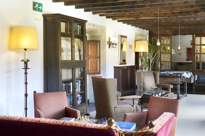 Hotel Interior 4 of 95