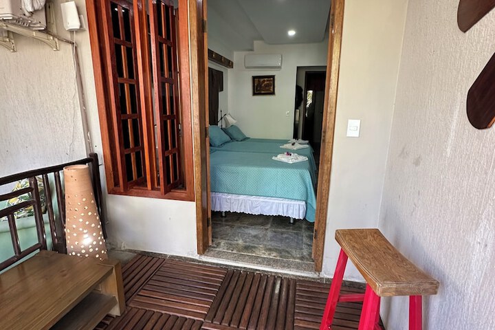 Room 98 of 180