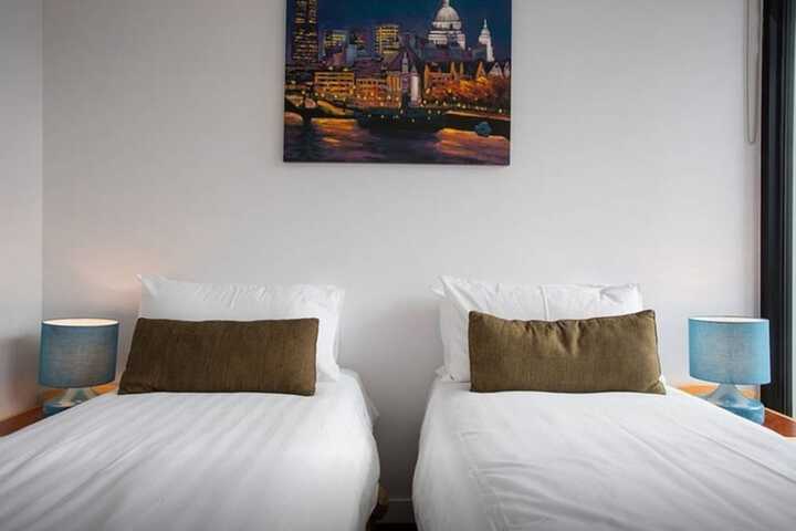 Room 16 of 73