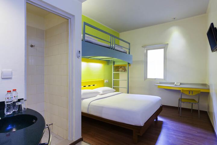 Room 5 of 24