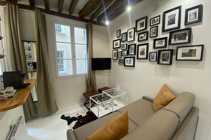 Room 450 of 648