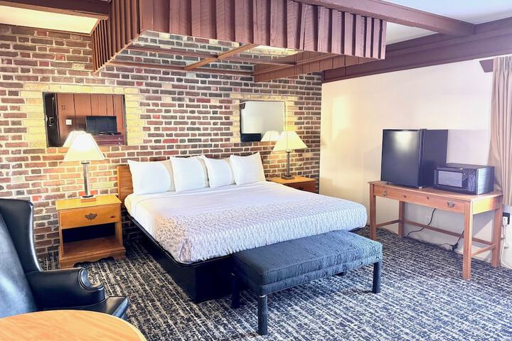 Room 187 of 293