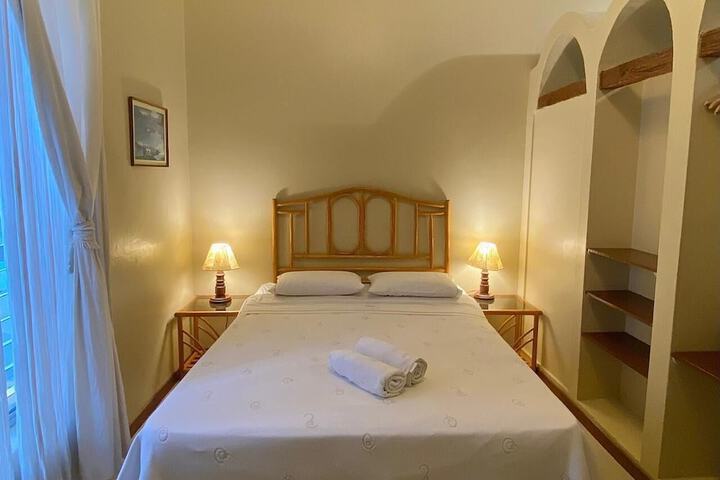 Room 20 of 49