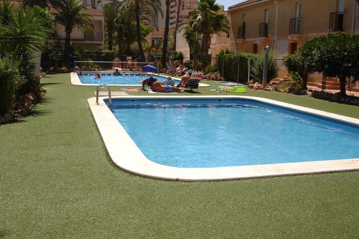 Pool 32 of 53