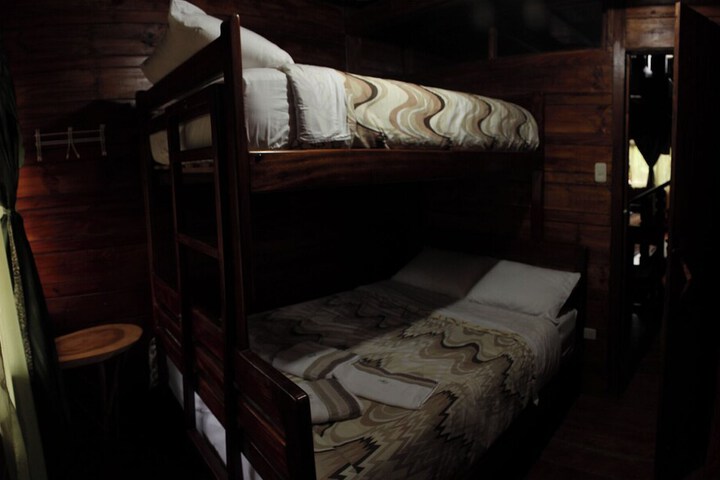Room 48 of 160