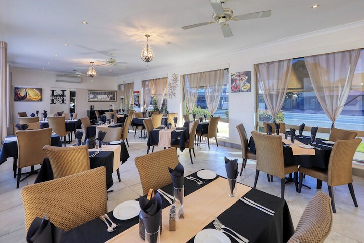 Dining Photos