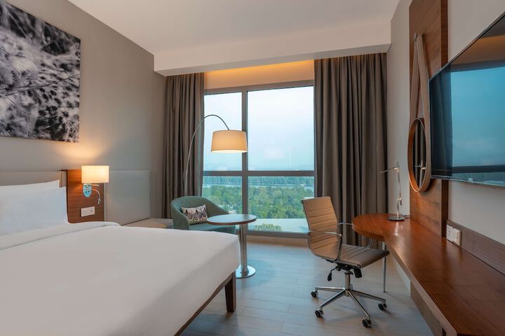 Room 43 of 108