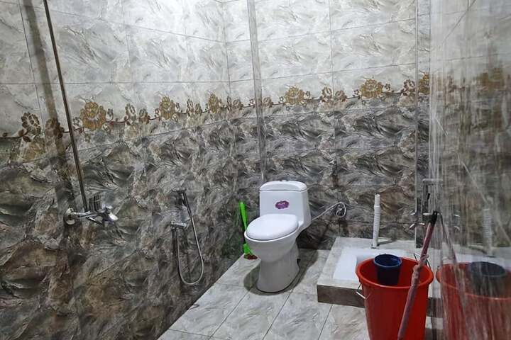 Room 13 of 26