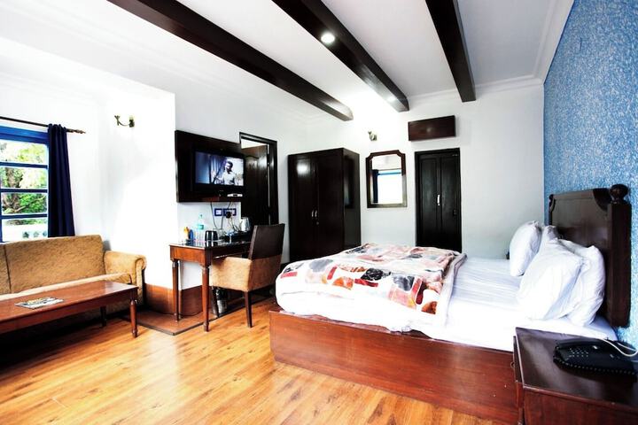 Room 16 of 59