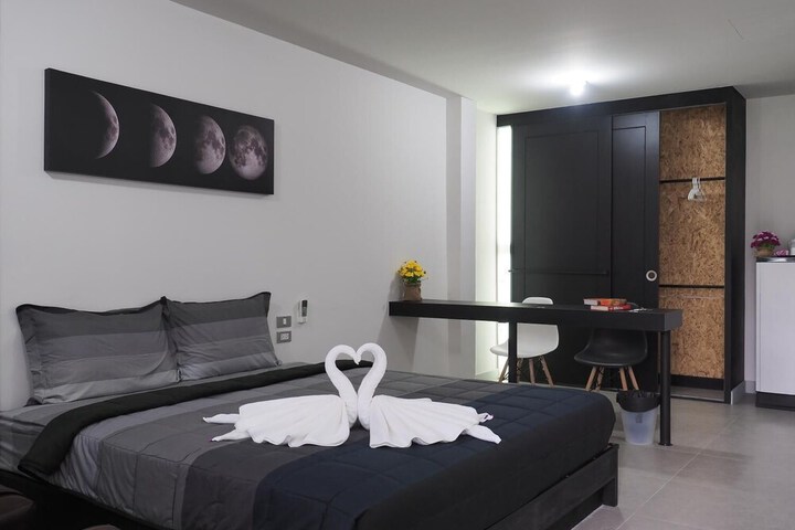 Room 8 of 40