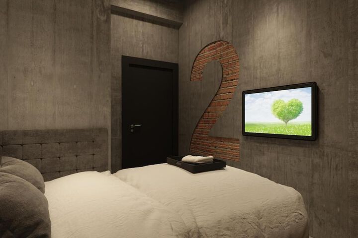 Room 21 of 45