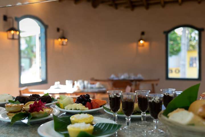 Breakfast/Coffee Service 92 of 96