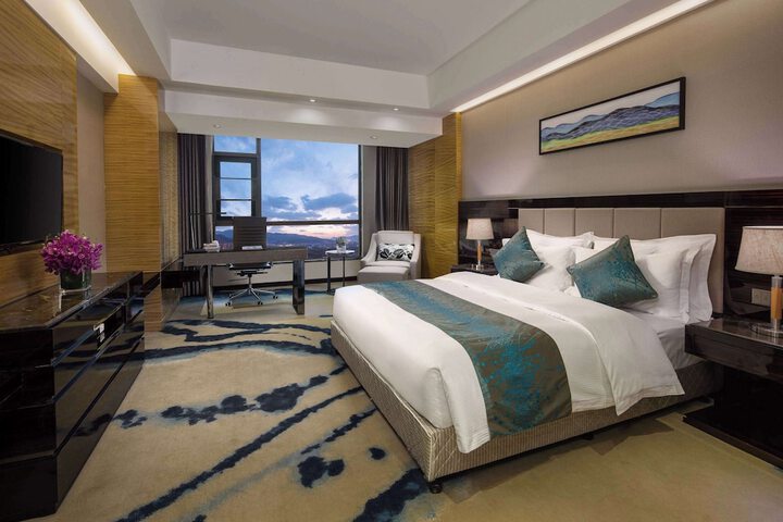 Room 14 of 29
