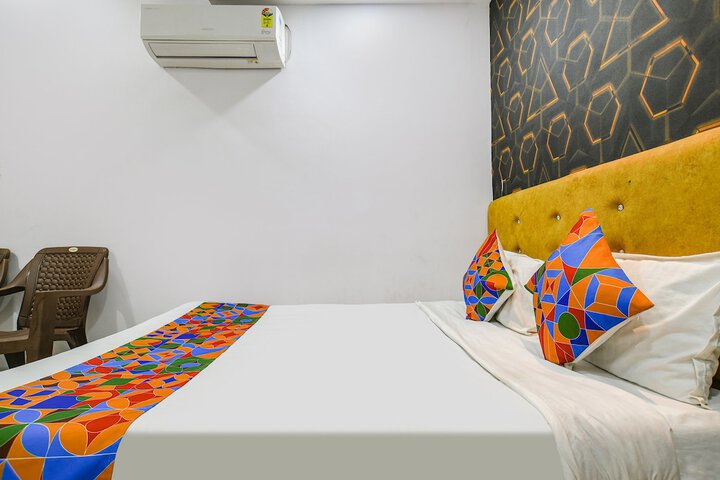 Room 8 of 21