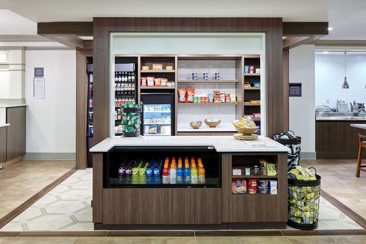 Snack bar