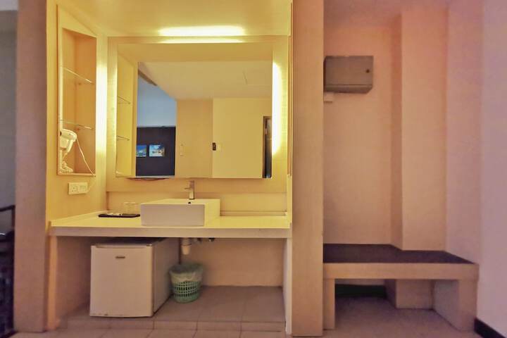 Room 8 of 56
