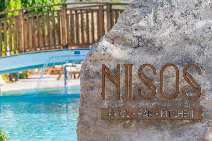 Hotel with Pool