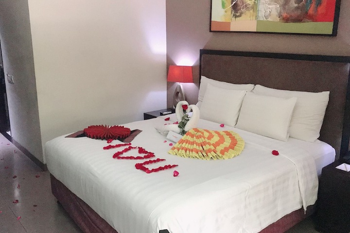 Room 35 of 81