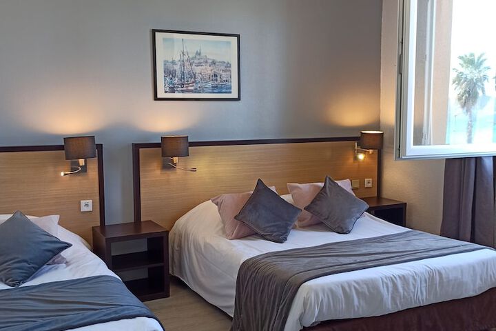 Room 6 of 35