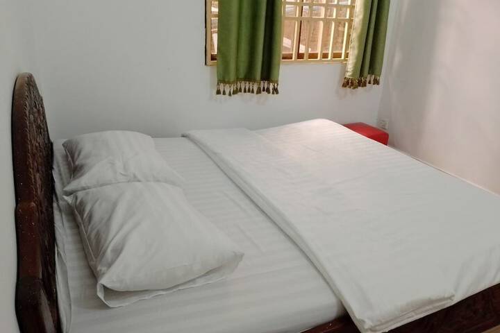 Room 15 of 23