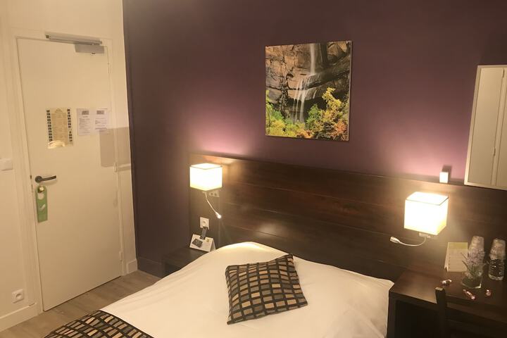Room 13 of 44