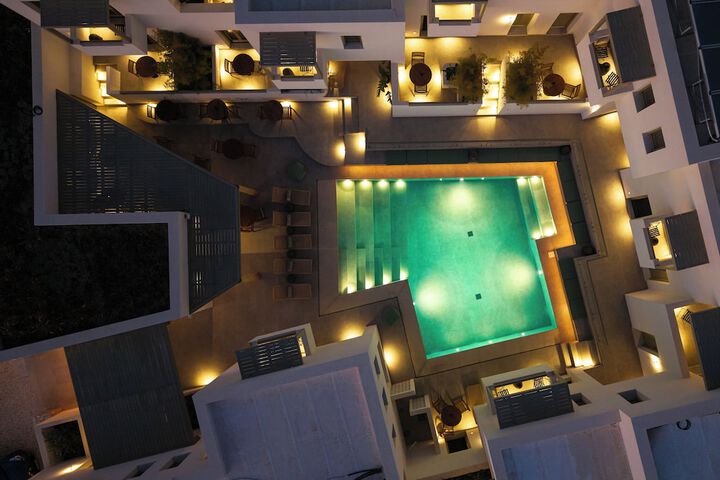 Pool 58 of 95