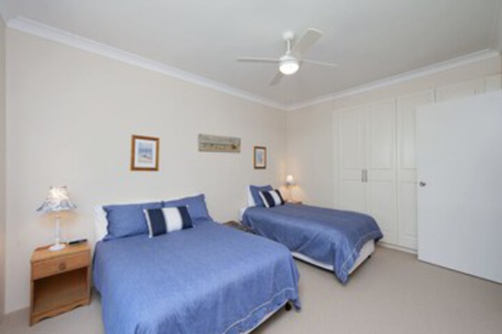 Room 13 of 15