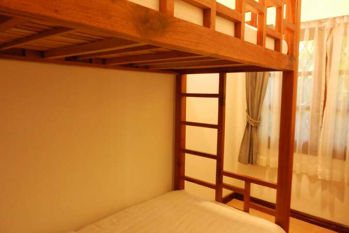 Room 5 of 43