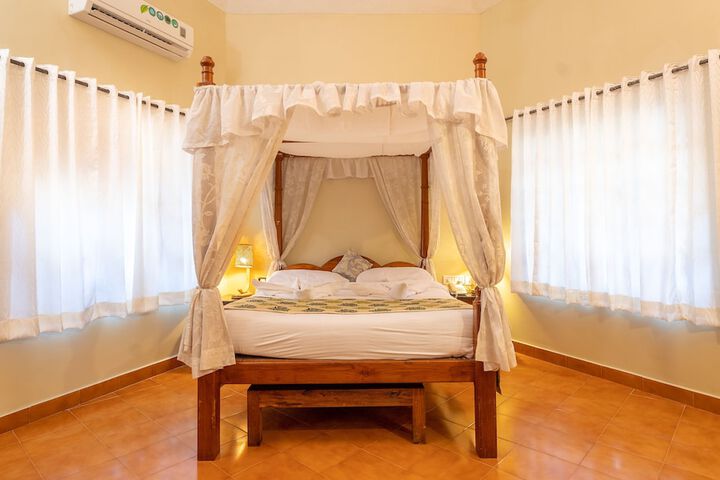 Room 5 of 35